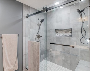 2230 Hawks Bluff Trail - Photo Thumbnail 17
