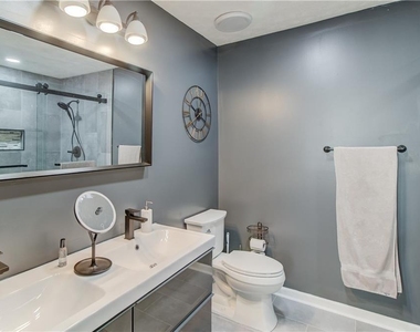 2230 Hawks Bluff Trail - Photo Thumbnail 16