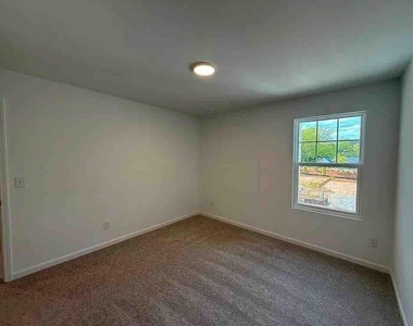 6761 Armonia Drive - Photo Thumbnail 11