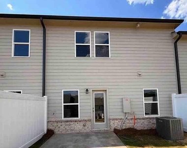 6761 Armonia Drive - Photo Thumbnail 13