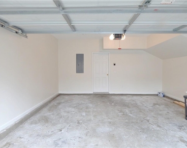 10829 Yorkwood Street - Photo Thumbnail 58
