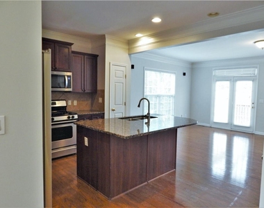 10829 Yorkwood Street - Photo Thumbnail 15