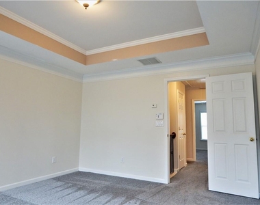 10829 Yorkwood Street - Photo Thumbnail 33