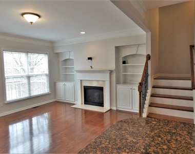 10829 Yorkwood Street - Photo Thumbnail 19