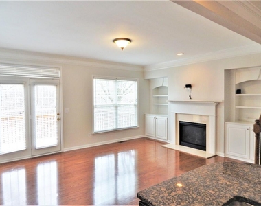 10829 Yorkwood Street - Photo Thumbnail 27