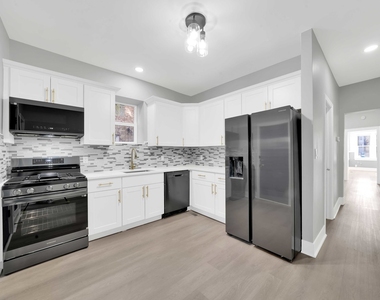 41 W 14th Place - Photo Thumbnail 9