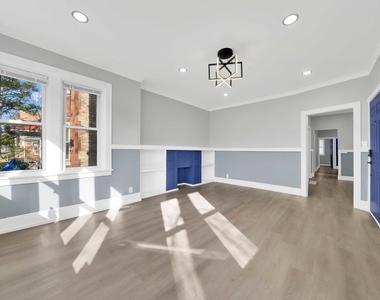 41 W 14th Place - Photo Thumbnail 4