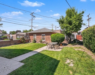 1542 S 60th Court - Photo Thumbnail 18