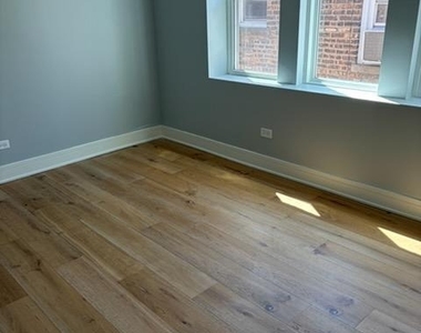 9410 S Laflin Street - Photo Thumbnail 4