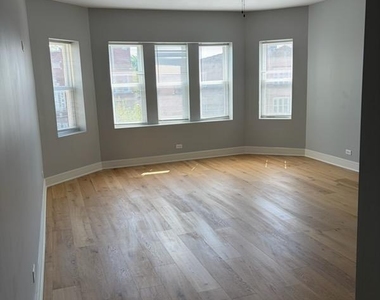 9410 S Laflin Street - Photo Thumbnail 1
