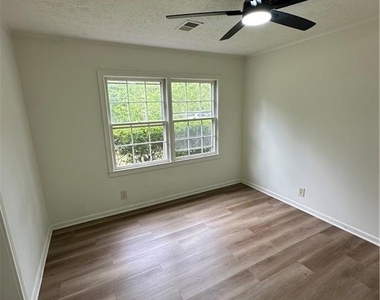 393 Old Acworth Road - Photo Thumbnail 16
