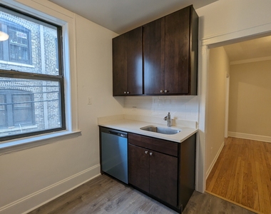 2338 N Spaulding Avenue - Photo Thumbnail 26