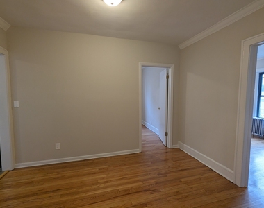 2338 N Spaulding Avenue - Photo Thumbnail 16