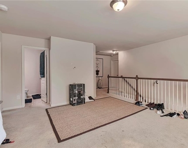 566 Jody Place - Photo Thumbnail 22