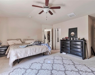 566 Jody Place - Photo Thumbnail 30