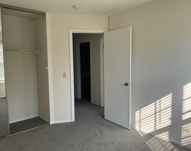839 Dracut Lane - Photo Thumbnail 17