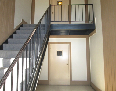 800 Brook Drive - Photo Thumbnail 21