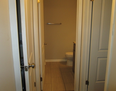 800 Brook Drive - Photo Thumbnail 13