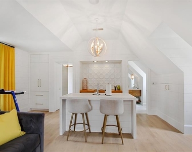 506a Argonne Drive - Photo Thumbnail 9