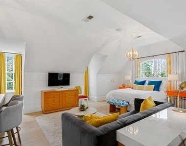 506a Argonne Drive - Photo Thumbnail 4
