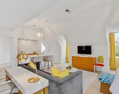 506a Argonne Drive - Photo Thumbnail 6