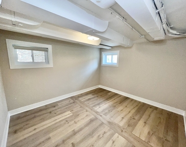 5547 N Central Avenue - Photo Thumbnail 11