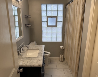 2524 W 109th Place - Photo Thumbnail 14