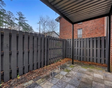 6851 Roswell Road - Photo Thumbnail 24