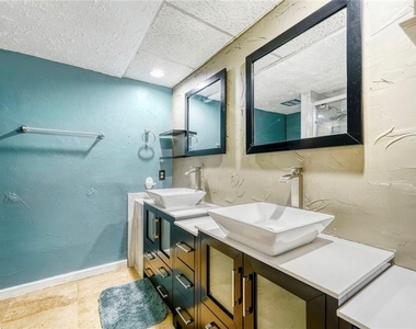 6851 Roswell Road - Photo Thumbnail 21