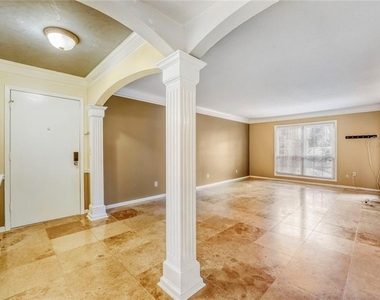 6851 Roswell Road - Photo Thumbnail 10