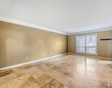 6851 Roswell Road - Photo Thumbnail 4