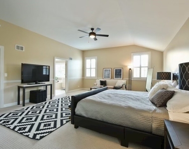 5393 Promontory Lane - Photo Thumbnail 7