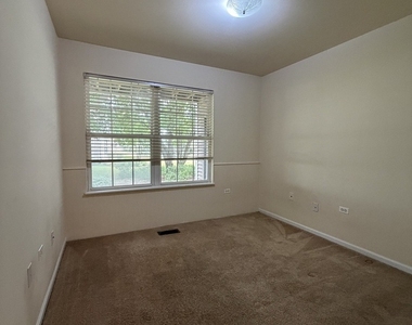 2219 Waterleaf Court - Photo Thumbnail 10