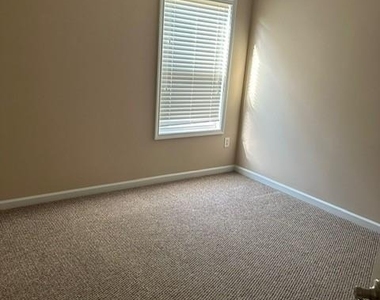 4635 Granby Circle - Photo Thumbnail 18