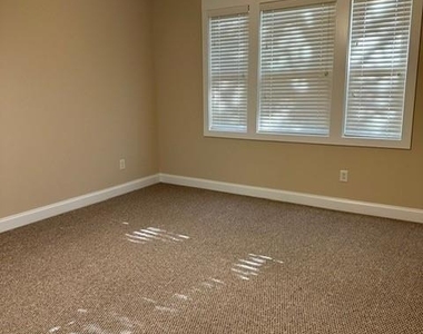4635 Granby Circle - Photo Thumbnail 13