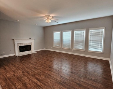 969 Light House Way - Photo Thumbnail 7