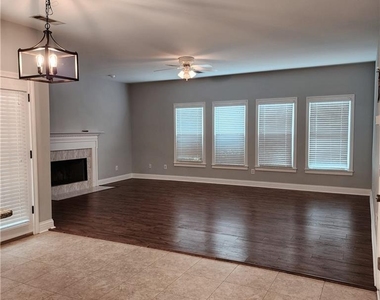 969 Light House Way - Photo Thumbnail 8
