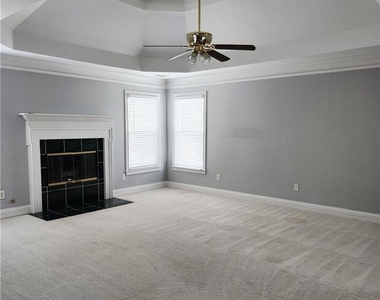 969 Light House Way - Photo Thumbnail 10