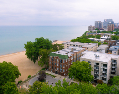 1055 W Pratt Boulevard - Photo Thumbnail 1