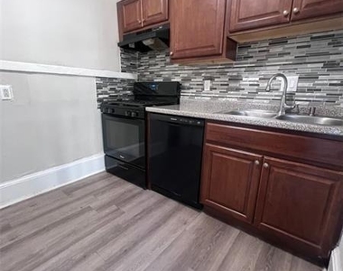 856 Ponce De Leon Avenue Ne - Photo Thumbnail 11