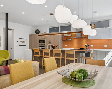 5945 N Magnolia Avenue - Photo Thumbnail 18