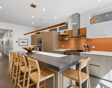 5945 N Magnolia Avenue - Photo Thumbnail 13