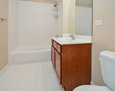 1629 S Prairie Avenue - Photo Thumbnail 10