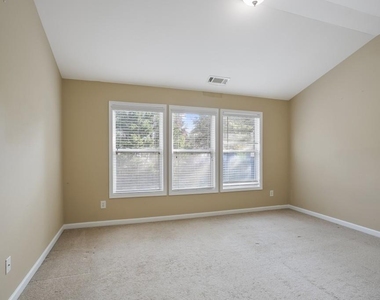 434 Reynoldston Way - Photo Thumbnail 18