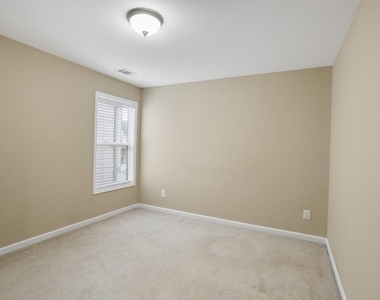 434 Reynoldston Way - Photo Thumbnail 13