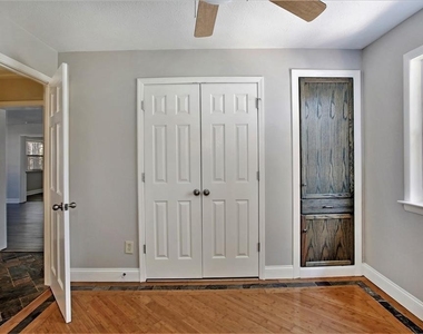 5345 Sugar Ridge Drive - Photo Thumbnail 4