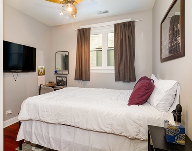 4412 S Indiana Avenue - Photo Thumbnail 7