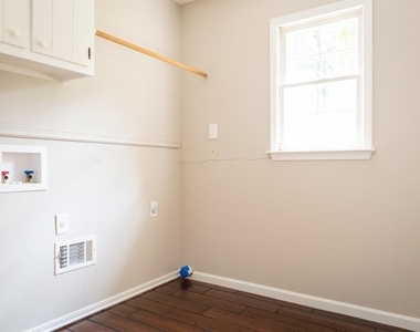 401 Freshman Drive - Photo Thumbnail 19