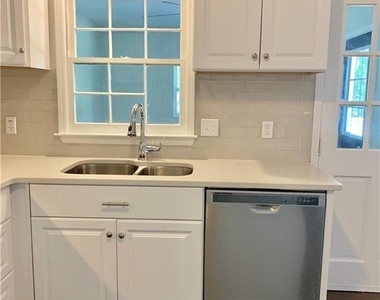 401 Freshman Drive - Photo Thumbnail 8
