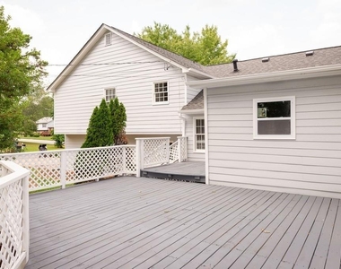 401 Freshman Drive - Photo Thumbnail 21